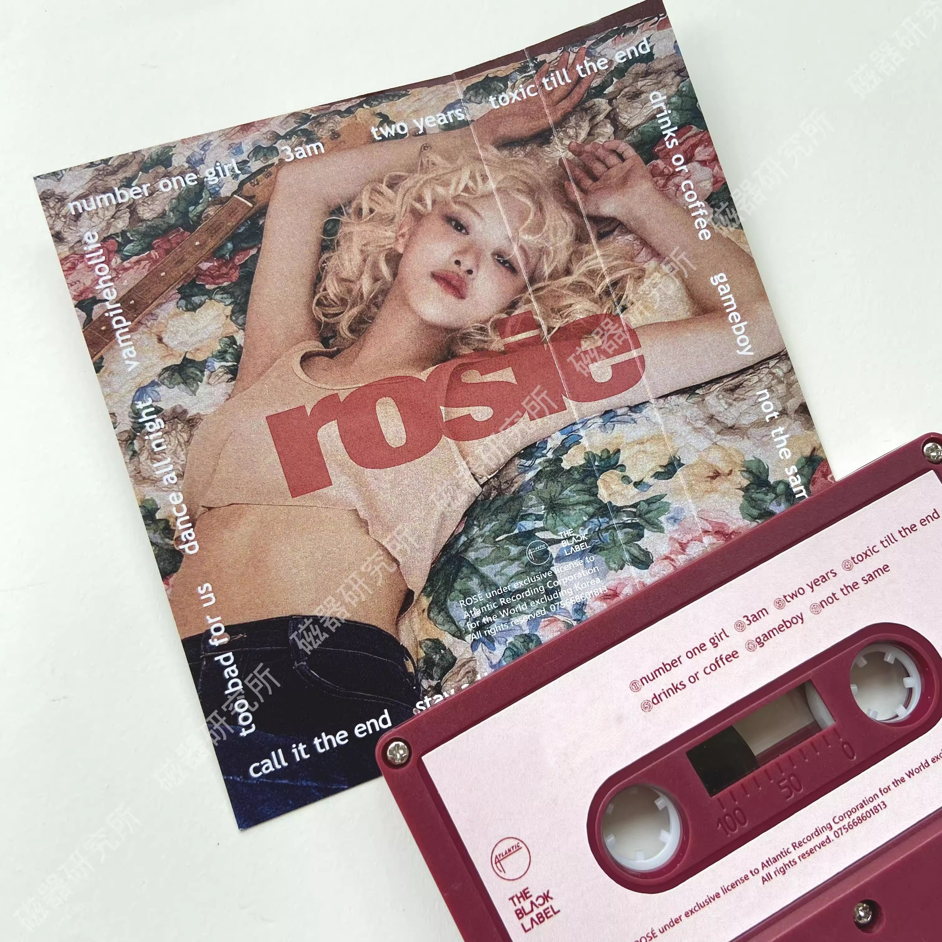 K-pop Girl Idol Groups APT Mus - Car Accessories Girly review and price