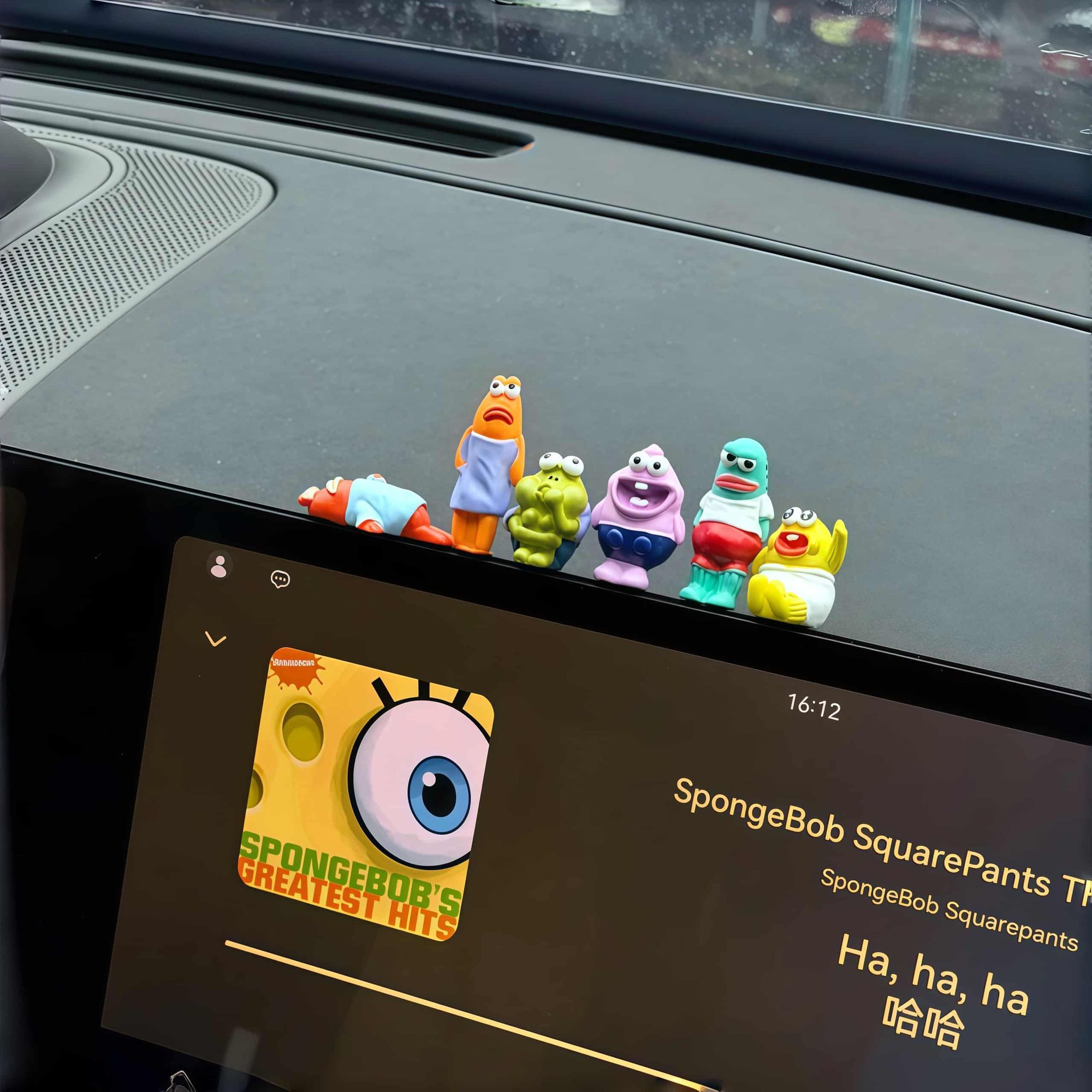 SpongeBob Figurine Ornament Cu - Car Accessories Girly review and price
